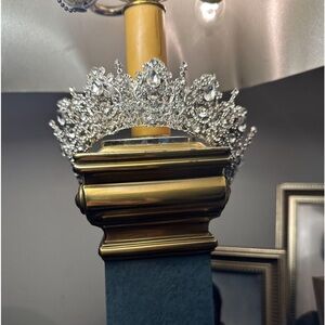 Crown - Swarovski Crystals - All Offed
Considered